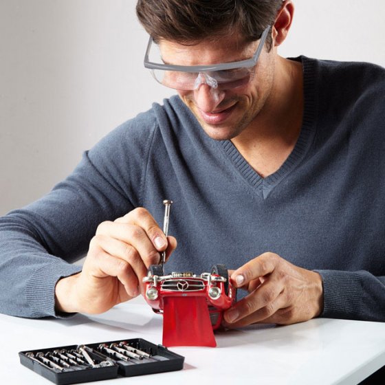 Vergrößerungsbrille