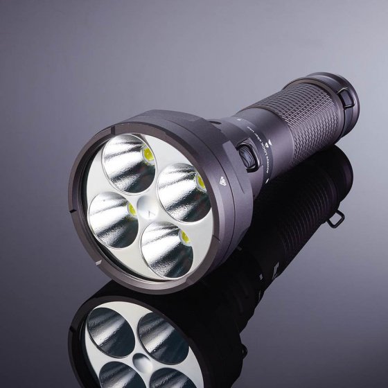 12.000 Lumen Power Leuchte 