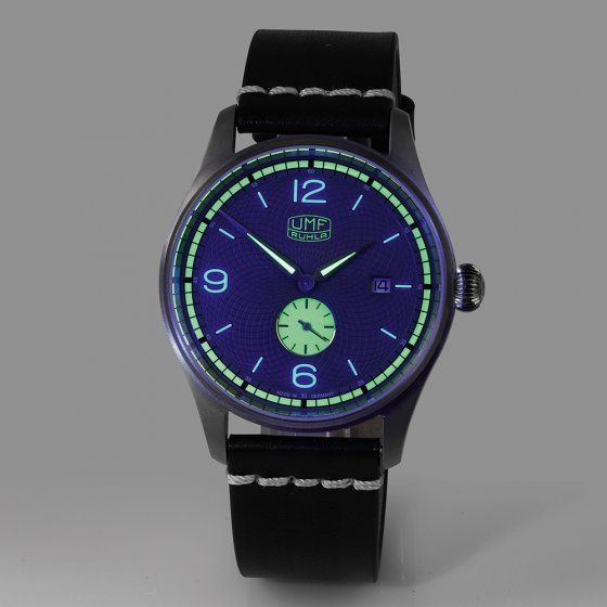 Titan-Armbanduhr UMF Ruhla 