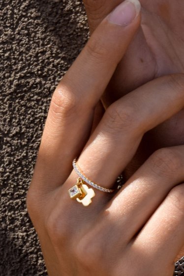 Ring 925 Sterling Silber gelb vergoldet mit Anhängern Kleeblatt Zirkonia 