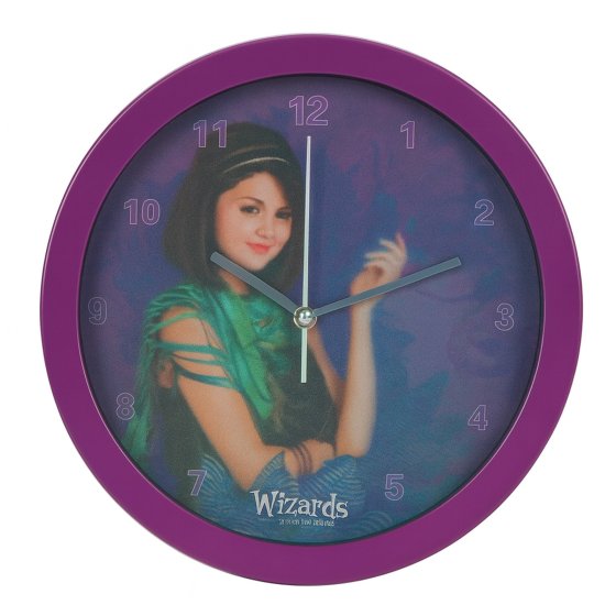Runde Wanduhr im dekorativen Wizards Design 