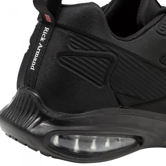 Sneaker mit gedämfter Air Sohle 