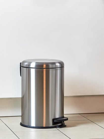 Treteimer Mod. Leman Easy Close Edelstahl 20L, mit herausnehmbarem Einsatz