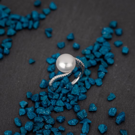 Ring Gold 585 mit 20x Brillant zus. 0,15ct. und weißer Perle 