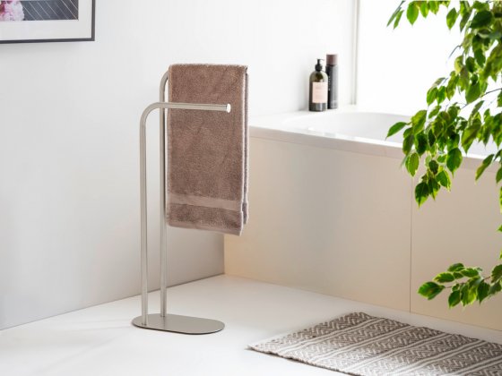 Handtuchständer Mod. Levante, satiniert, Edelstahl, 30x79x17 cm, platzsparend und modern designt 