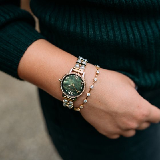 Damenuhr Edelstahl bicolor mit synth. Perlen weiß 