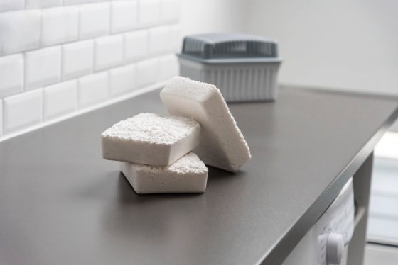 Luftentfeuchter Grau 1 kg mit Nachfüller, 4 tlg., für Räume bis 80m³ 
