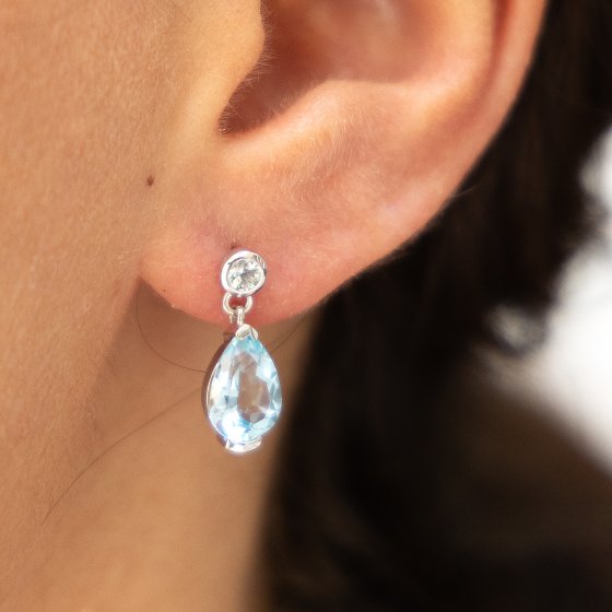 Ohrringe 585 Gold mit Blautopas (beh.) 