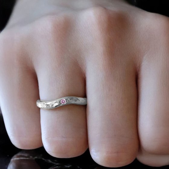 Ring 925 Sterling Silber rhodiniert Gehämmert Safir pink 