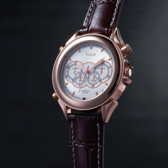 Elegante Armbanduhr mit Kamera
