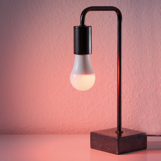 LED-Glühbirne mit Farbwechsel 