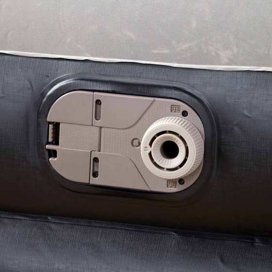 Luftbett mit integrierter Pumpe 