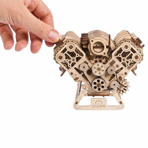 Holzmodell Motor V8