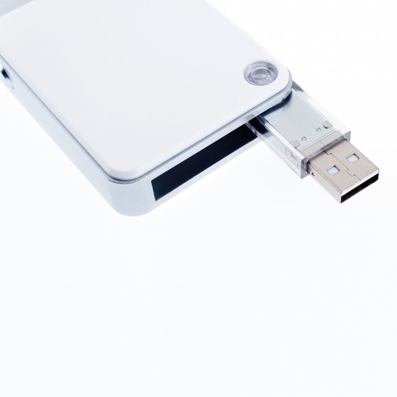Akku-Rasierer mit USB-Ladegerät 
