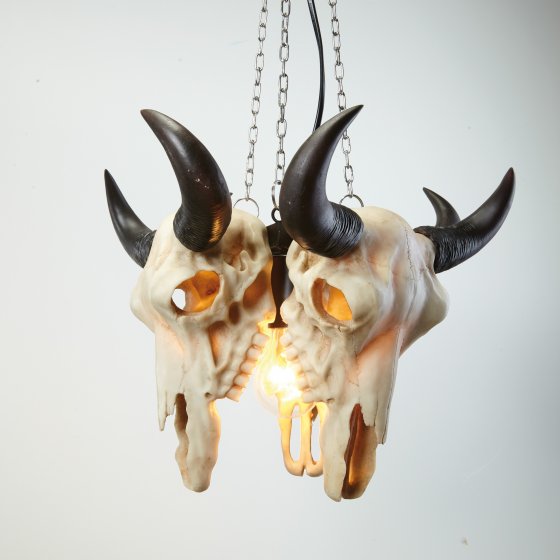 Hängelampe „Longhorn-Schädel“