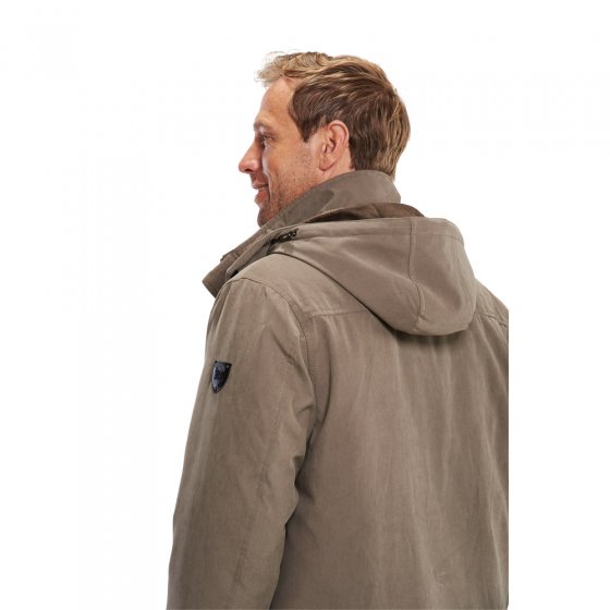 Jacke mit abnehmbarer Kapuze