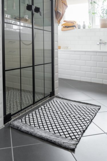 Badematte Mod. Tara, hergestellt aus recycelten PET-Flaschen (100 % Polyester)