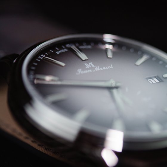 Herren Armbanduhr Edelstahl  Glänzend 24,5cm 