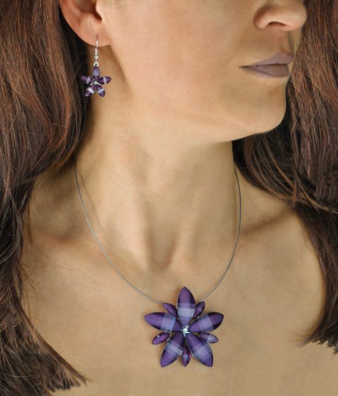 Schmuckset Set aus Collier und Ohrhaken Blüte lila 