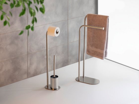 Handtuchständer Mod. Levante, satiniert, Edelstahl, 30x79x17 cm, platzsparend und modern designt 