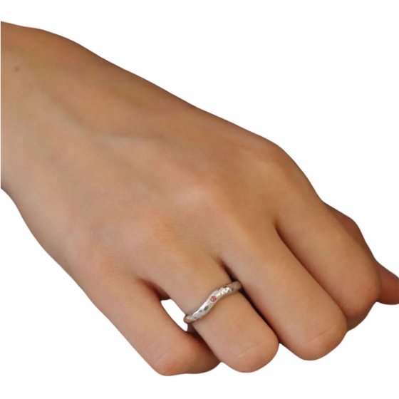 Ring 925 Sterling Silber rhodiniert Gehämmert Safir pink 