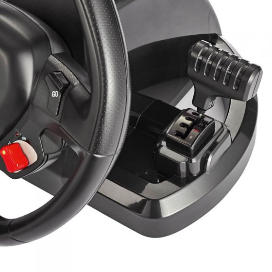 Audi R8 mit Lenkrad-Funkfernsteuerung 