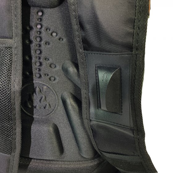 Stylischer Rucksack mit Hartschalen-Optik Ideal für Alltag, Schule und Reisen 