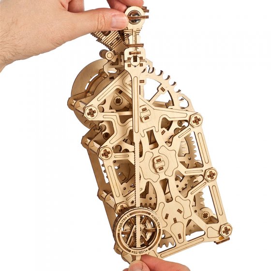 Holzmodell Motor-Uhr 