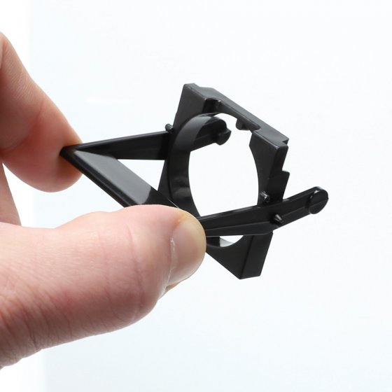 Zughilfe für Netzstecker 