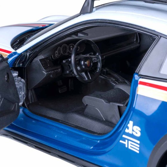 Funkgesteuerter Porsche 911 Dakar