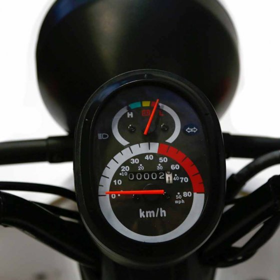 E-Motorroller "Retro Liner" 40 km/h