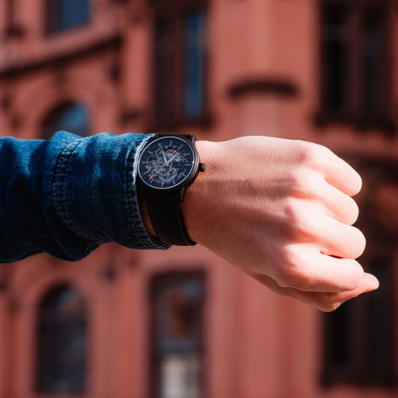 Herren Armbanduhr Edelstahl geschwärzt Satiniert 24,5cm 