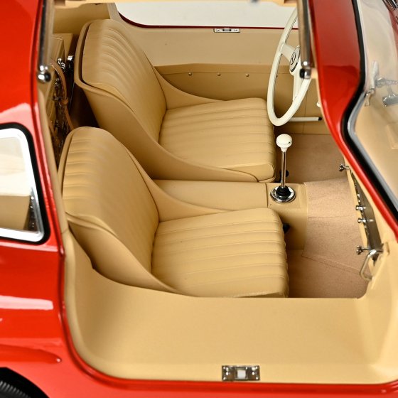 Modellbaus. Mercedes 300SL Rot