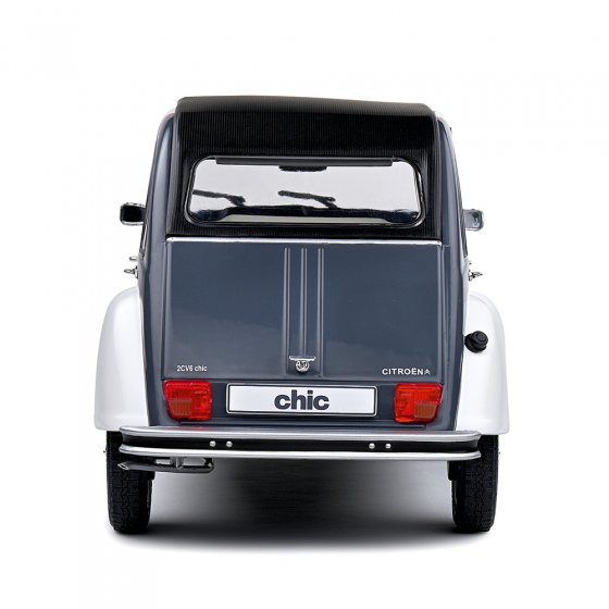 Citroën 2CV6 „Chic“ 