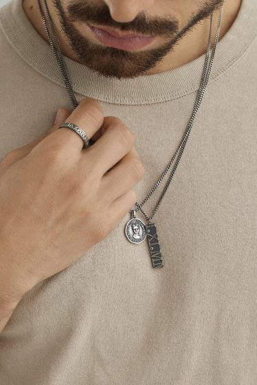 Anhänger mit Kette 925/- Sterling Silber oxidiert Münze Spinell 