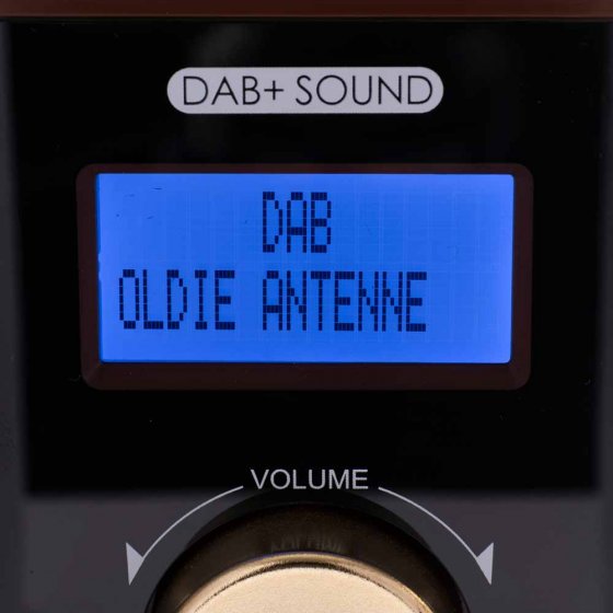 Retro-Schallplattenspieler mit DAB+ 