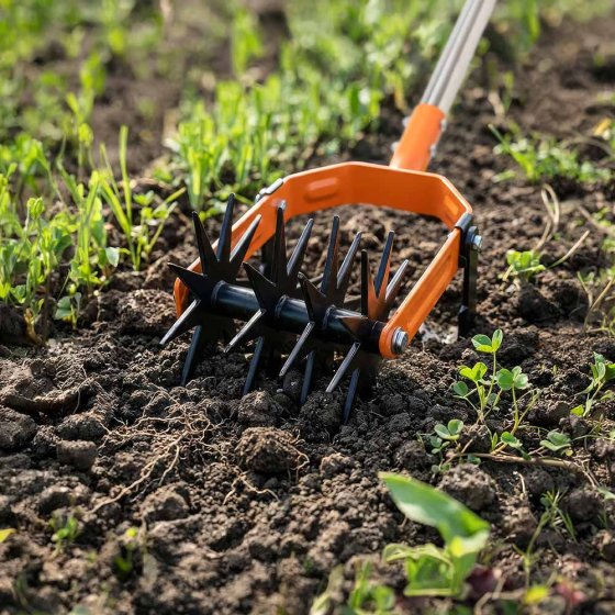 2-in-1 Gartenfräse mit Jätmesser 