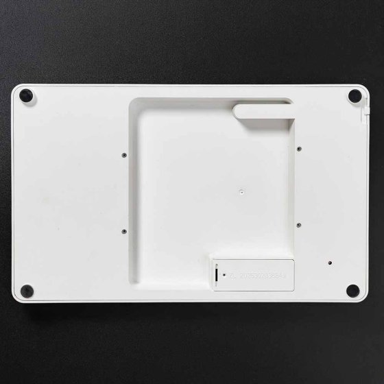 Elektronische Schreibtafel mit Taschenrechner und Uhr 