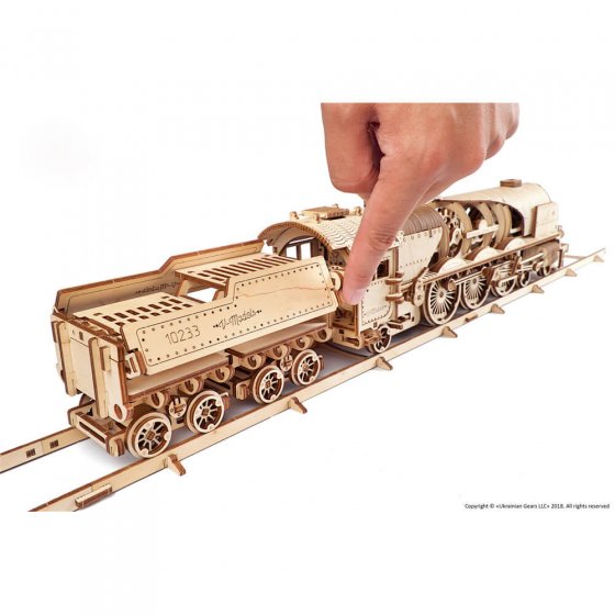 Holzmodell Dampflokomotive mit Tender 