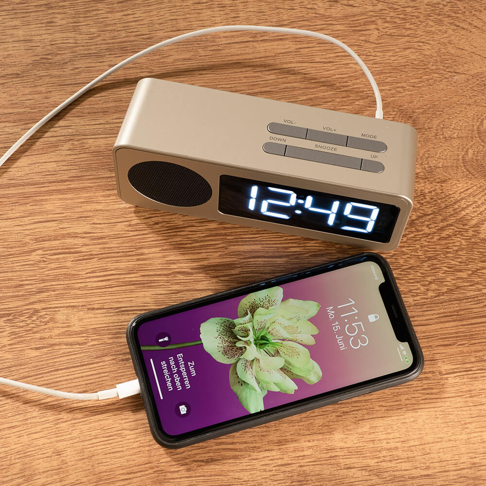 Radiowecker "Champagne" günstig bei EUROtops